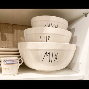 Rae Dunn Nesting Mixing Bowls. Total of 3: Pinch, Stir and Mix.